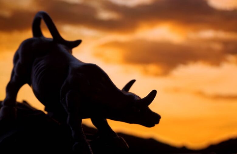 Bitcoin Poised for Strongest Weekly Gain Since Trump Win as ETFs Gobble $2.7B Inflows