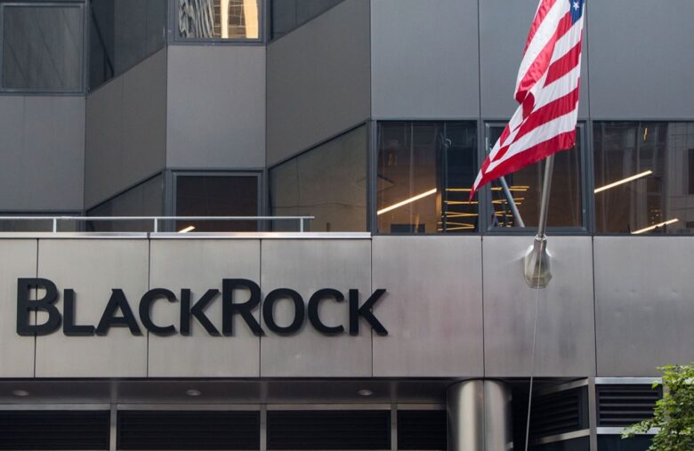 BlackRock’s IBIT Sees Second-Largest Bitcoin Inflow Since Launch, Nearing $1 Billion