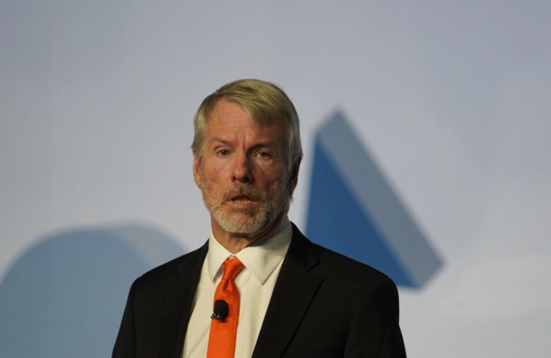 Michael Saylor Outlines Strategy’s Bear Market Playbook at Bitcoin Vegas