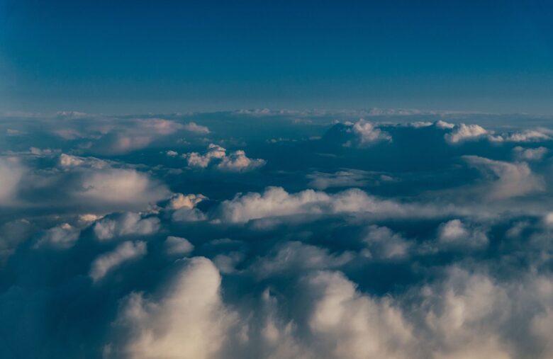 DOGE, XRP, ETH, SOL Follow Bitcoin Through the Cloud as Altcoin Momentum Builds