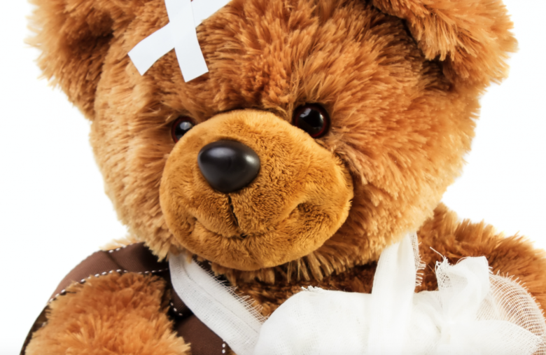 Bitcoin Drop Causes $500M Long Liquidations as Dogecoin, ADA Slide 7%